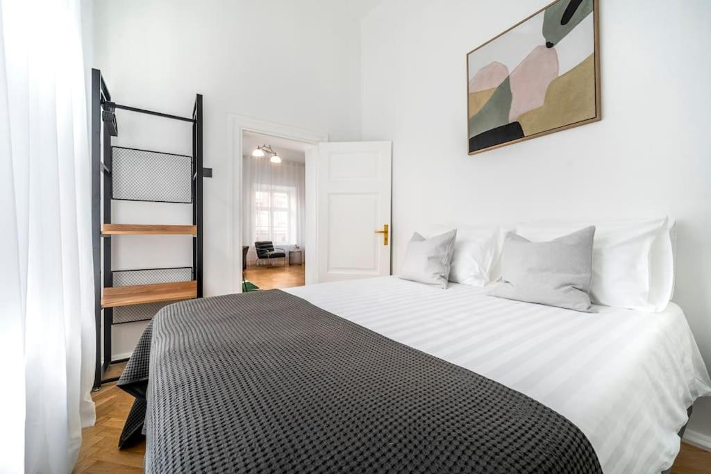 2br 98m2 In Old Town With View And Free Parking! * Tallinn