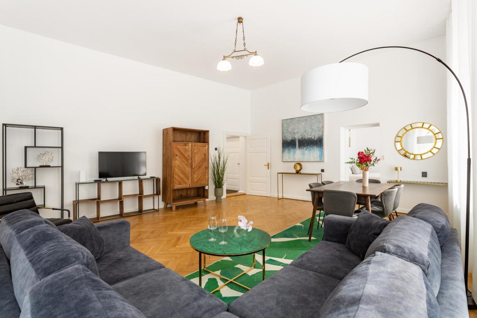 2br 98m2 In Old Town With View And Free Parking! *