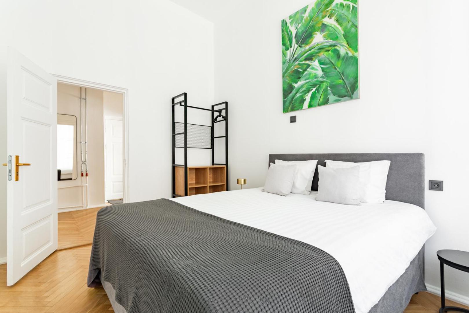 Dzīvoklis 2br 98m2 In Old Town With View And Free Parking! *